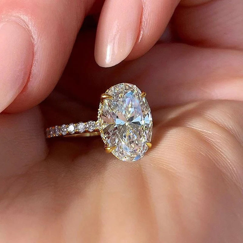Bague Ovale Diamant – Élégance & Raffinement